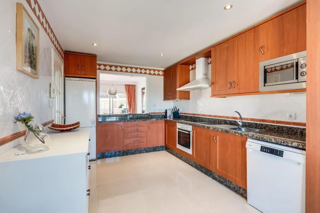 فيلا House With Beautiful Panoramic Views مانيلفا بيت للعطل